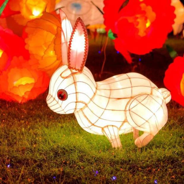 Lanterne chinoise en lapin de soie pour la fête de la mi-automne