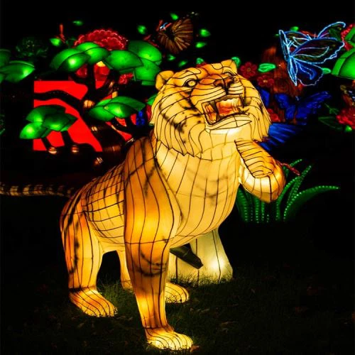 Lanternes rouges chinoises traditionnelles Lanterne de tigre d'animaux en plein air